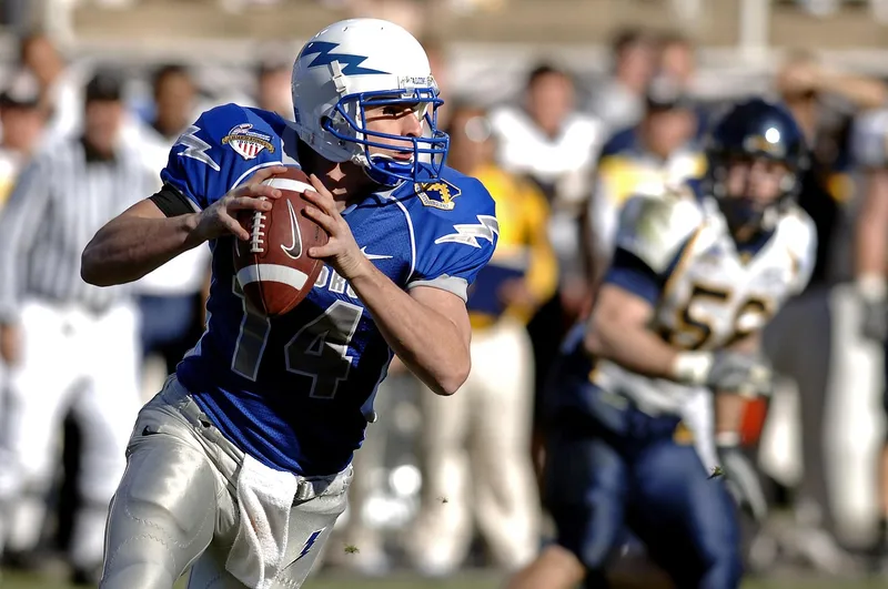 Football, quarterback, sport, player