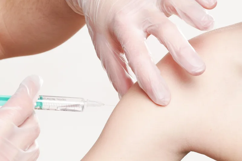Vaccination, impfspritze, medicine, doctor