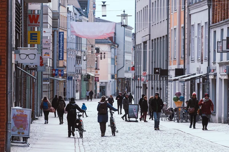 Shopping street, pedestrian zone, downtown, people