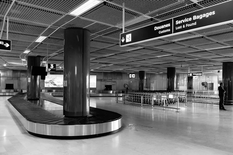 Airport, terminal, arrivals, luggage conveyor